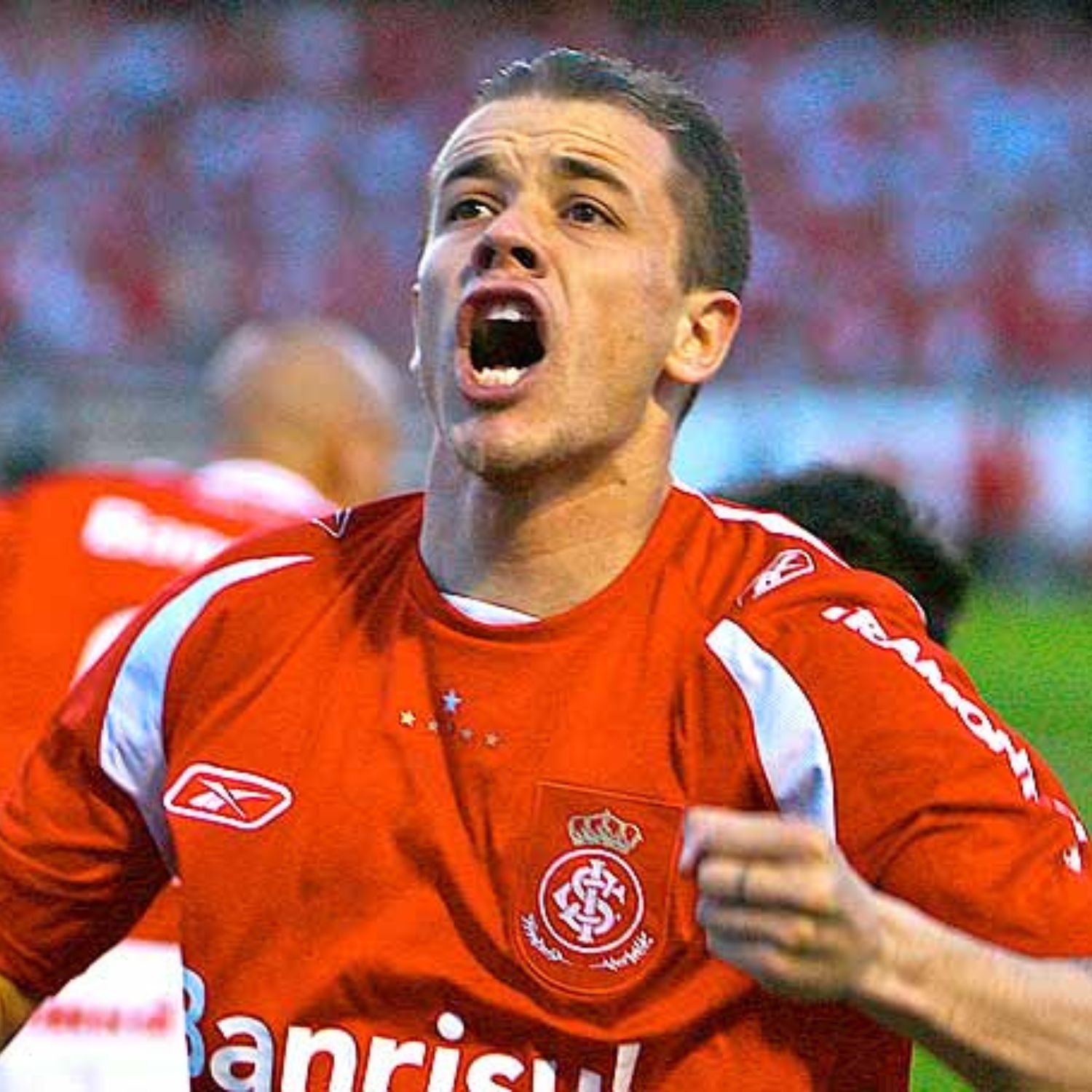 Comemoração de Dalessandro no GreNal Internacional 4x1 Grêmio no Brasileirão 2008 Foto Site Globoesporte